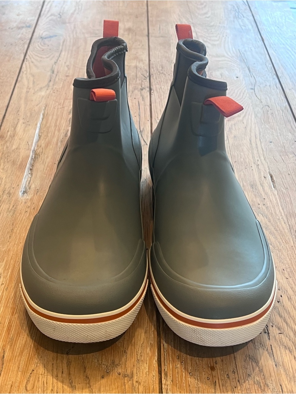 Grinders Men 9 GreyBoat Shoes with Orange Pull Tabs Hunting Fishing Water Tight